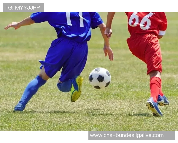 足球动作教学视频全方位解析助你提升球技与比赛表现的必备指南