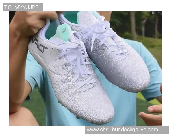 足球鞋鞋底的材质与设计对运动表现的影响分析与选择指南